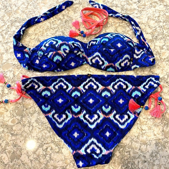 La Vie En Rose Bikini - Picture 2 of 8